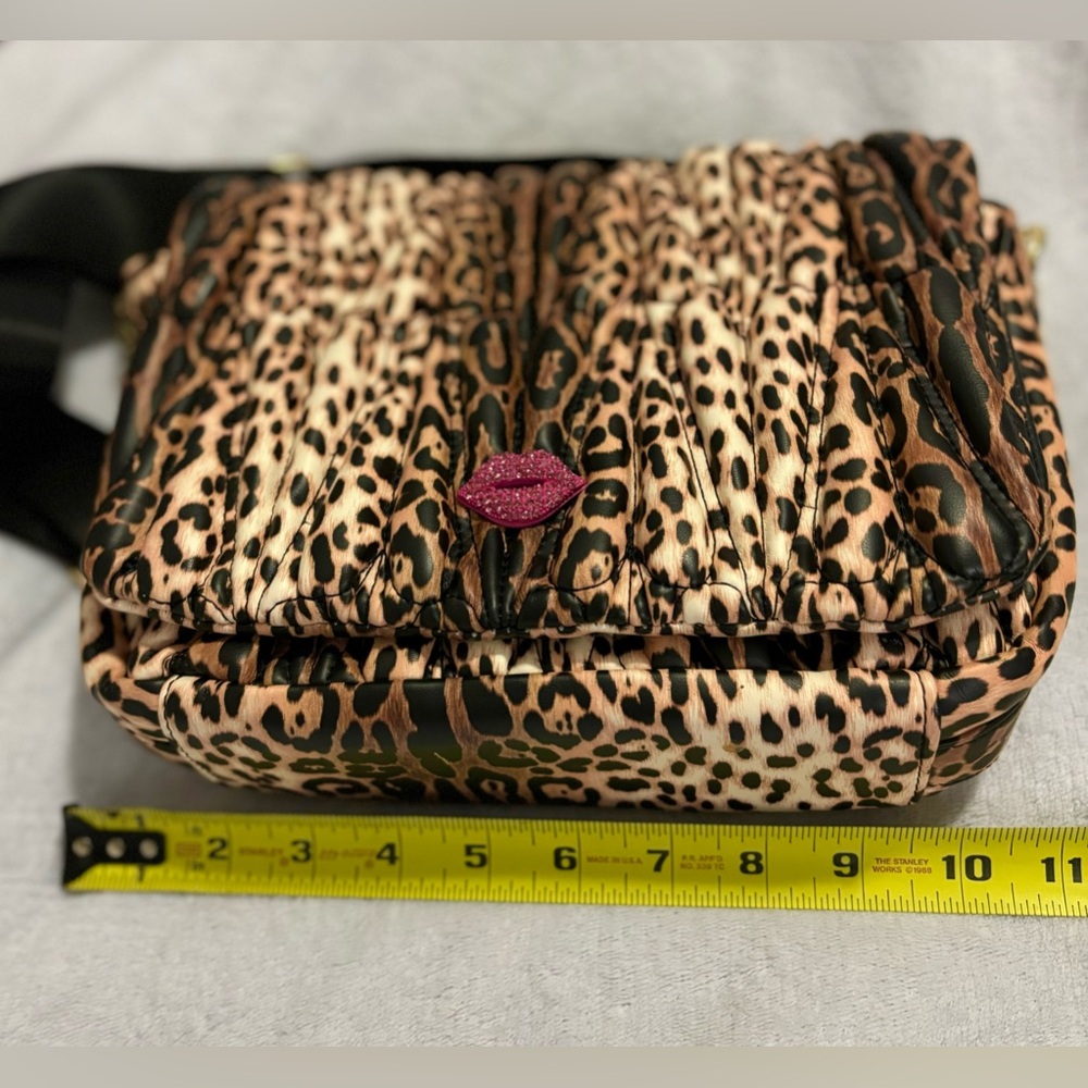Betsey Johnson Crossbody convertible clutch leopard handbag. - Picture 13 of 14